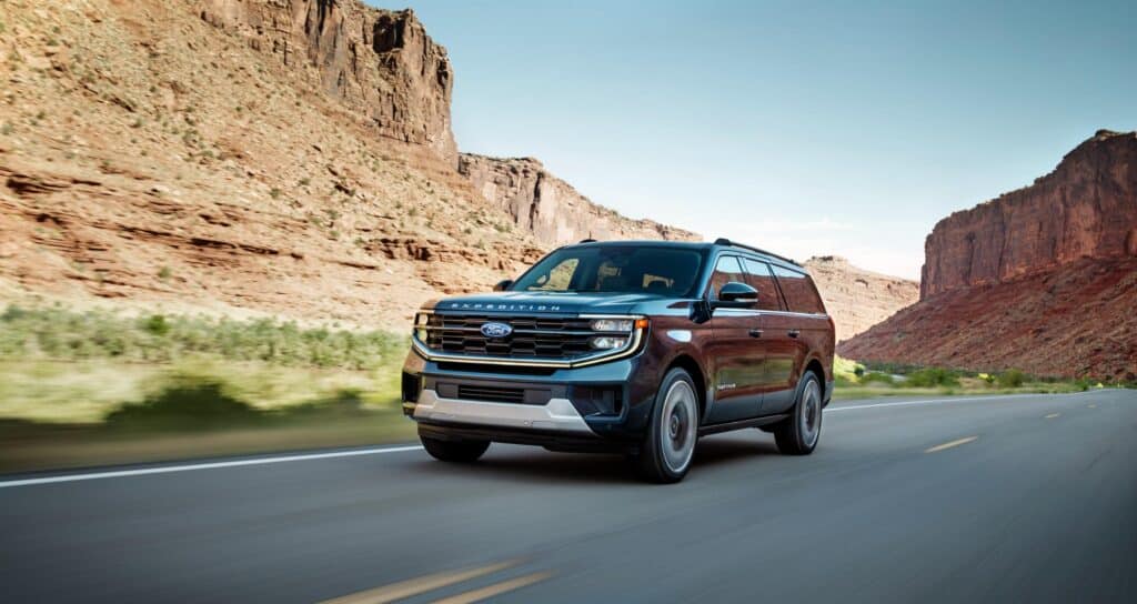 Nuevo estilo, experiencias digitales, nuevo Split Tailgate y modelo resistente Trembling