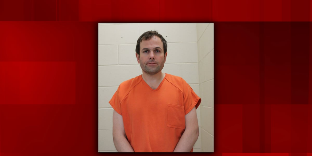 Médico de Bloomington acusado de agresión sexual en el condado de Ford