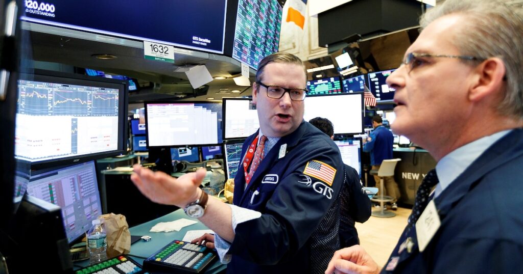 Estados Unidos entra en época de descuentos y los mercados se anticipan a ello