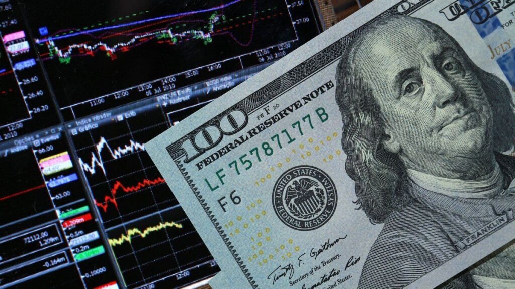 La victoria de Donald Trump augura un dólar más fuerte en todo el mundo: cómo afecta a la Argentina