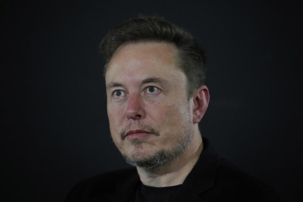 La mayoría del público británico cree que Elon Musk tiene una influencia negativa en la política del Reino Unido, según las encuestas