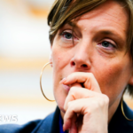 La «desinformación» de Elon Musk me pone en riesgo, dice Jess Phillips