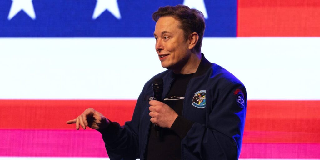 Elon Musk dice que «comenzar un negocio es muy difícil de tener éxito»
