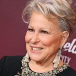 Bette Midler vende automóvil Tesla, Slams Elon Musk