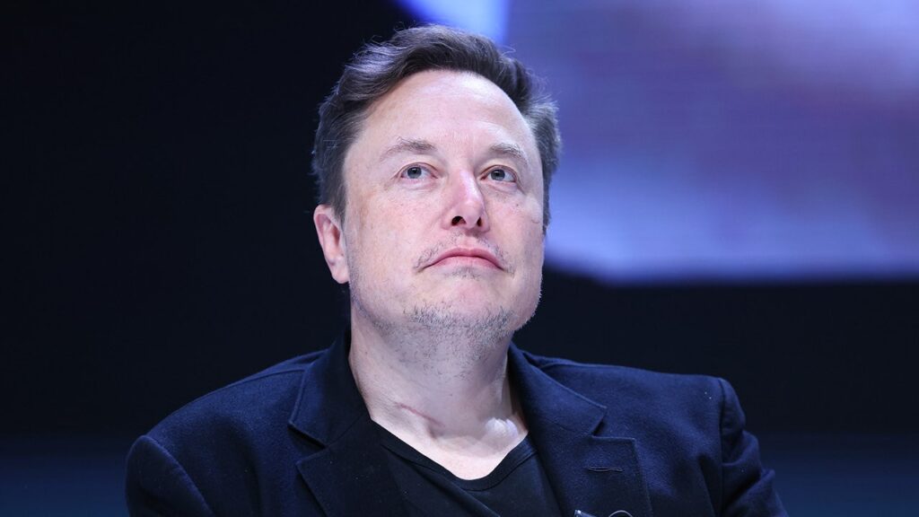 Tesla le da al propietario; Muscle celebra un hito autónomo