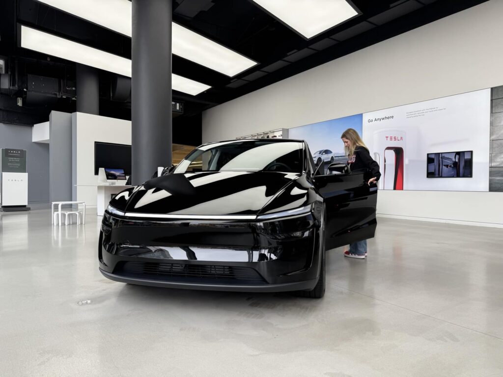 Tesla ahora ha logrado un modelo autónomo histórico