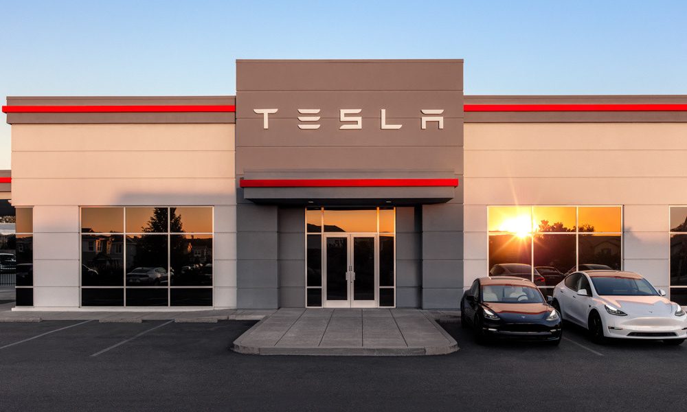 El Tesla ha rechazado los informes de que Henry Kuang contrató la autonomía del antiguo crucero.