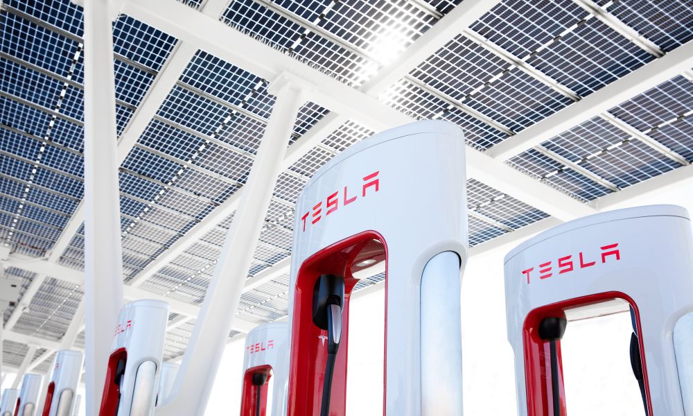 Tesla está intentando una nueva manera, pero sobre el problema de Superkeper