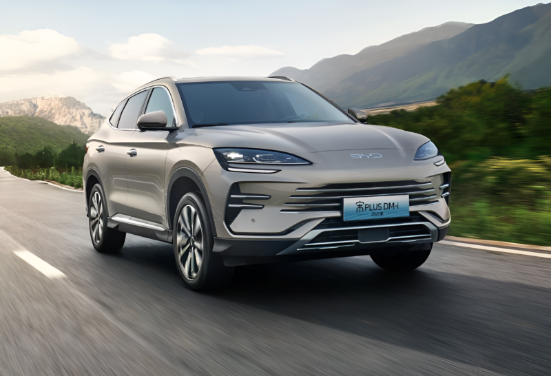 Los chinos exportaron 20 vehículos desde China H1 2025, BYD Song Plus fue por primera vez, 184% interanual