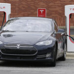 Los músculos sufren un nuevo golpe en el segundo cuarto de la caída de las ventas de Tesla