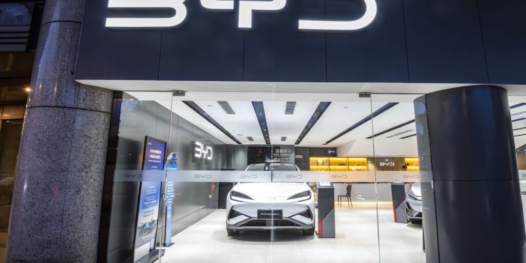 BYD ha superado a Tesla en 500 Global Fortuna, ya que las compañías estadounidenses dan paso a rivales extranjeros