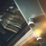 ¿Qué inversores de acciones deberían comprar ahora?