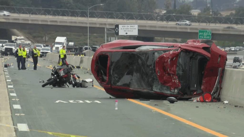 Lo mortal que involucra Motorycle, Tesla bloquea el tráfico I -805 – NBC 7 San Diego