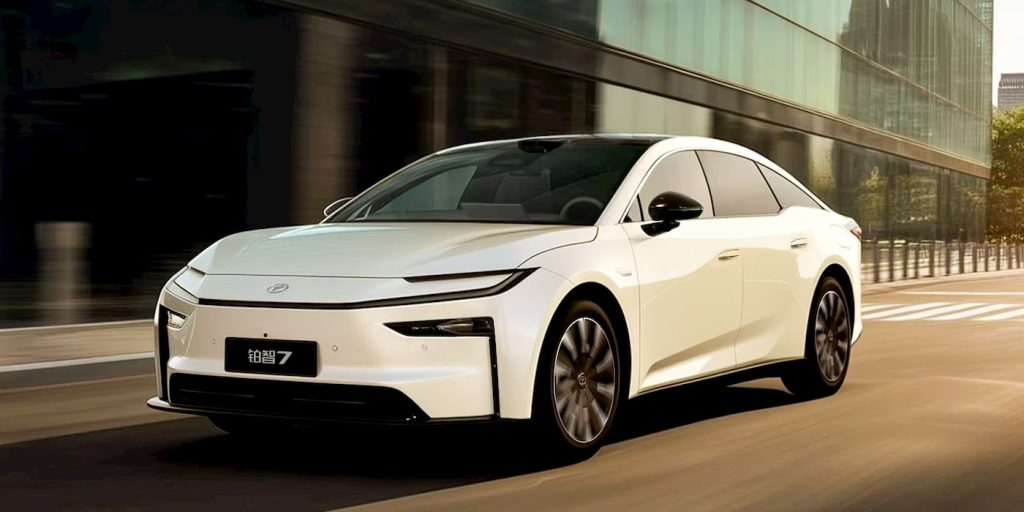 Toyota's New-Flagship-EV