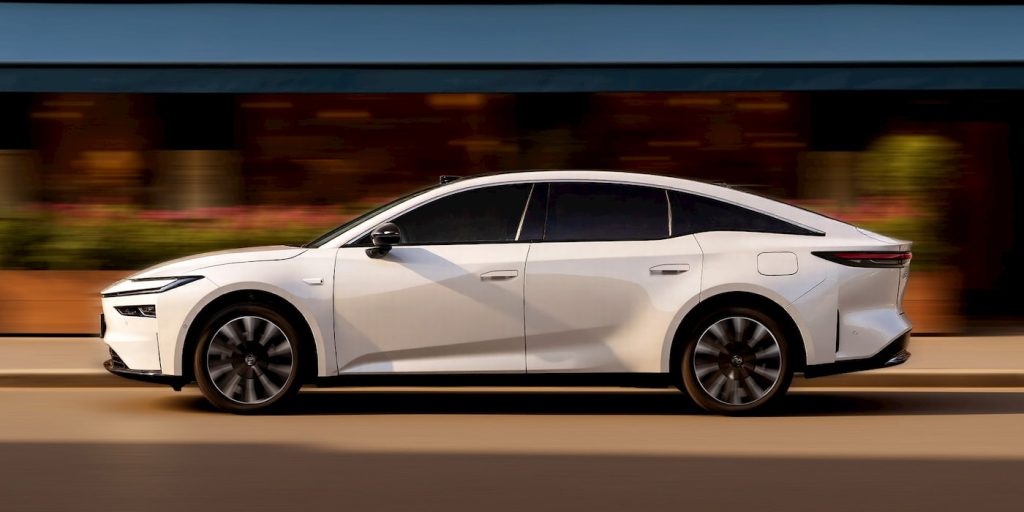 Toyota's New-Flagship-EV