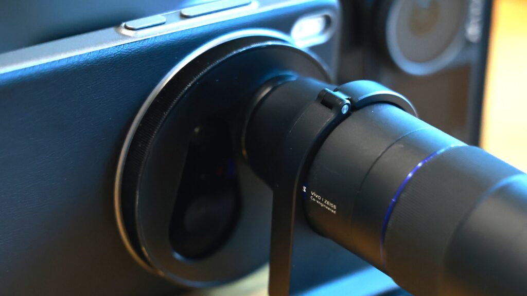 Xiaomi 16 Ultra vs. Oppo Find X9 Ultra Vs Vivo X300 Ultra: Leica-Hasselblad-Zeiss Clip-Zeiss