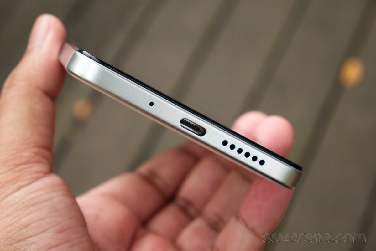 Xiaomi Redmi 15 5G Revisión de la mano