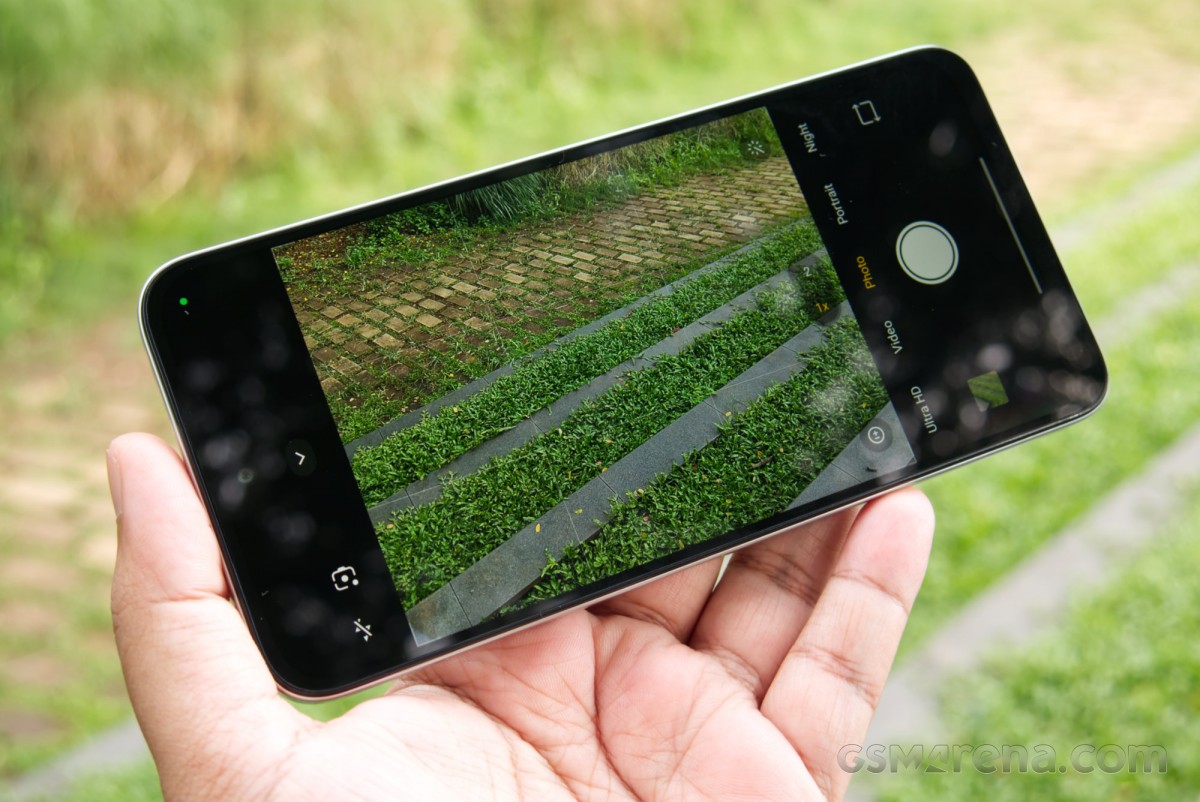 Xiaomi Redmi 15 5G Revisión de la mano