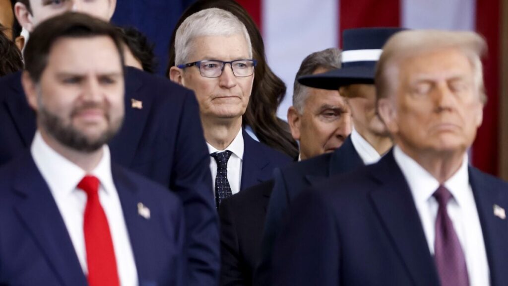 Las tarifas de Tim Cook no acusarán al aumento del precio del iPhone 17