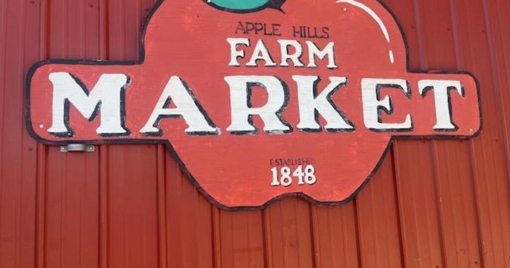 Fuera de mi camino: Apple Hills Café