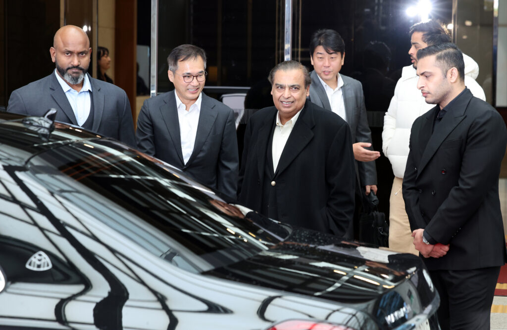 Los líderes de Reliance y los presidentes de Samsung analizan la colaboración entre centros de datos y 6G