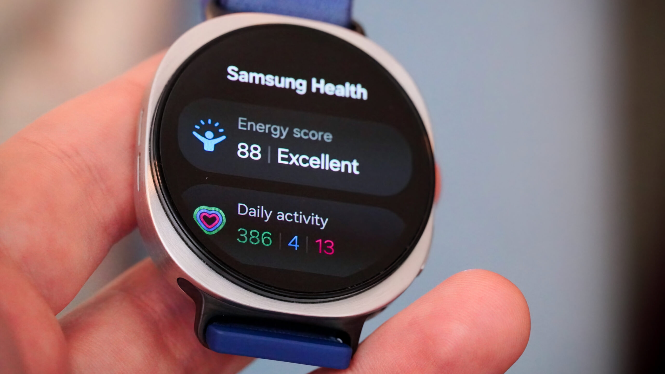 Puntuación energética en un Samsung Galaxy Watch 8.