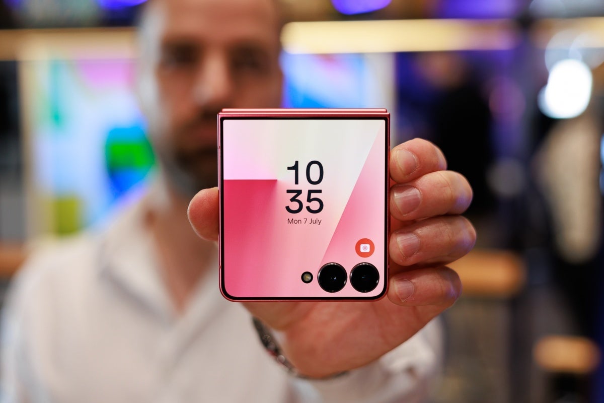 Pantalla de cubierta del Samsung Galaxy Z Flip 7