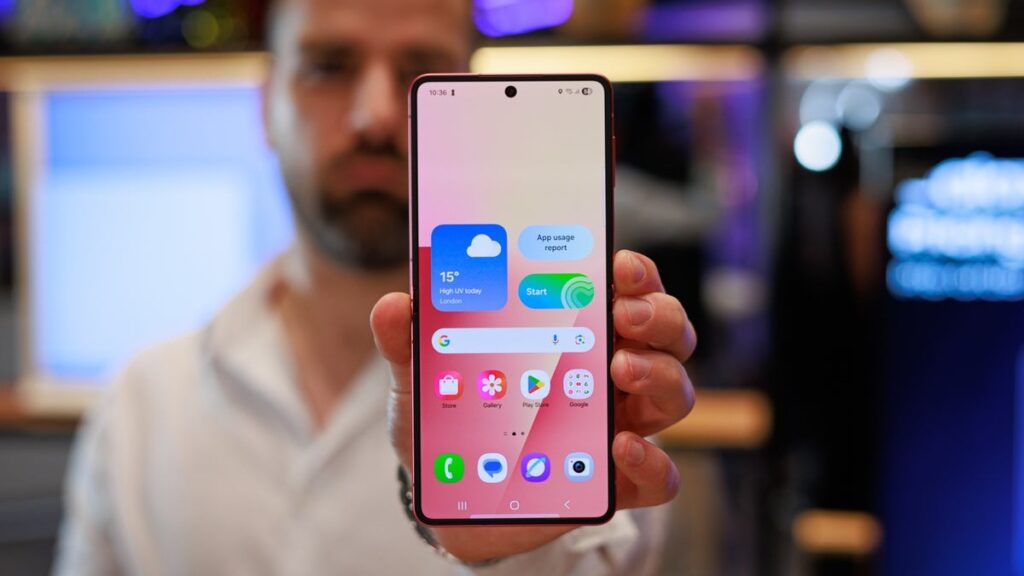 La venta de acceso anticipado del Black Friday de Samsung ofrece la friolera de $ 300 de descuento en el Galaxy Z Flip 7