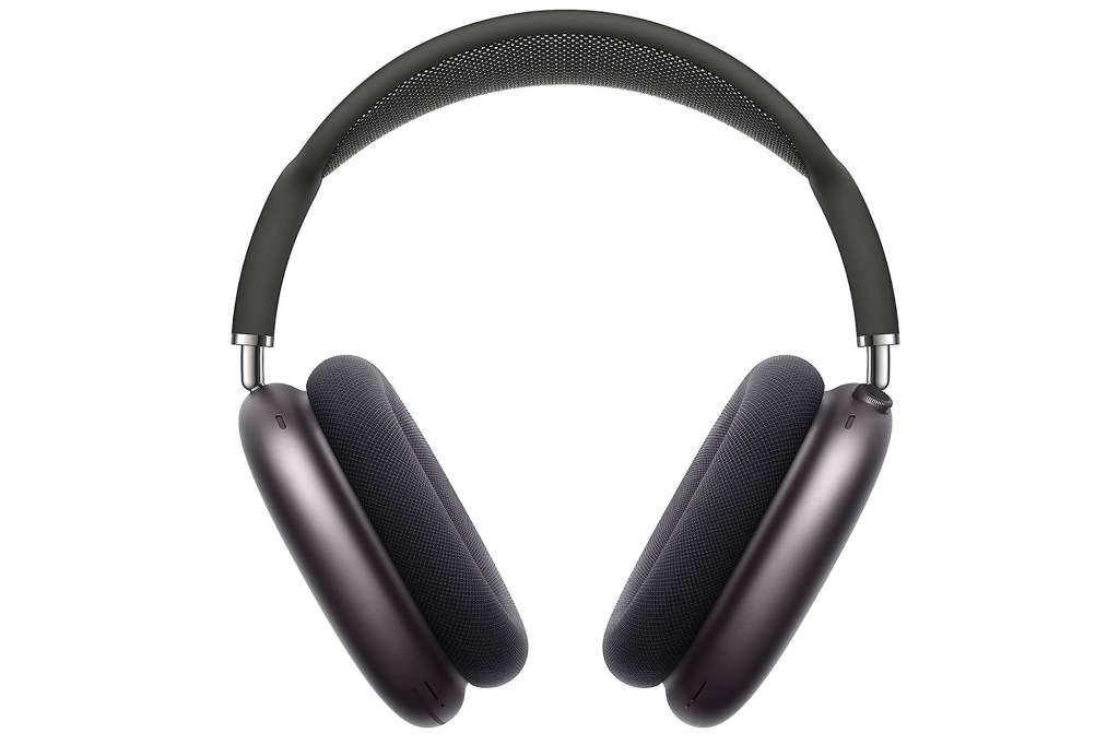 Una vista en primer plano de un par de auriculares Apple AirPods Max.