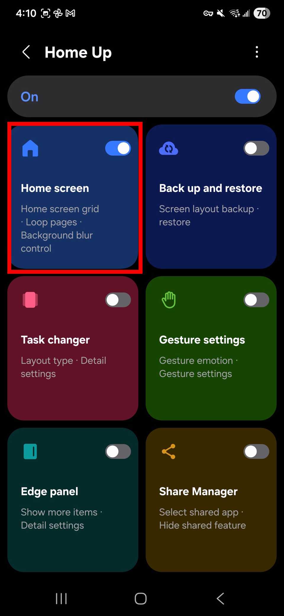 Contorno de rectángulo rojo que resalta la cuadrícula de la pantalla de inicio en el módulo superior de Inicio