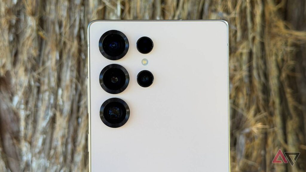 El Galaxy S26 Ultra de Samsung puede ser más ligero, pero no mucho