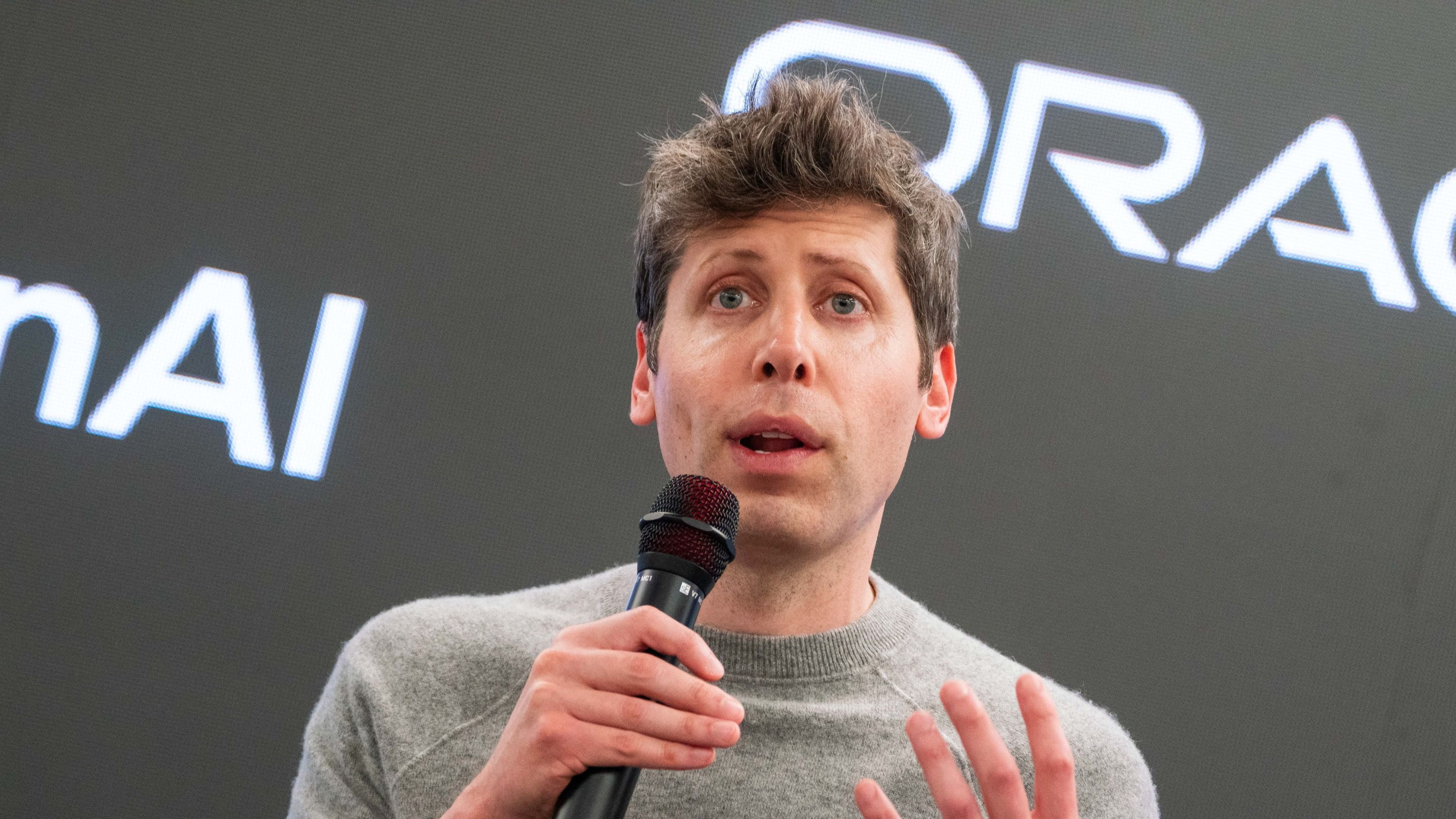 Sam Altman, director ejecutivo de OpenAI Inc., durante una gira de prensa por el centro de datos Stargate AI en Abilene, Texas, el martes 23 de septiembre de 2025.