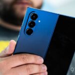 El número de modelo en la portada sugiere la segunda variante del Galaxy Z Fold 8