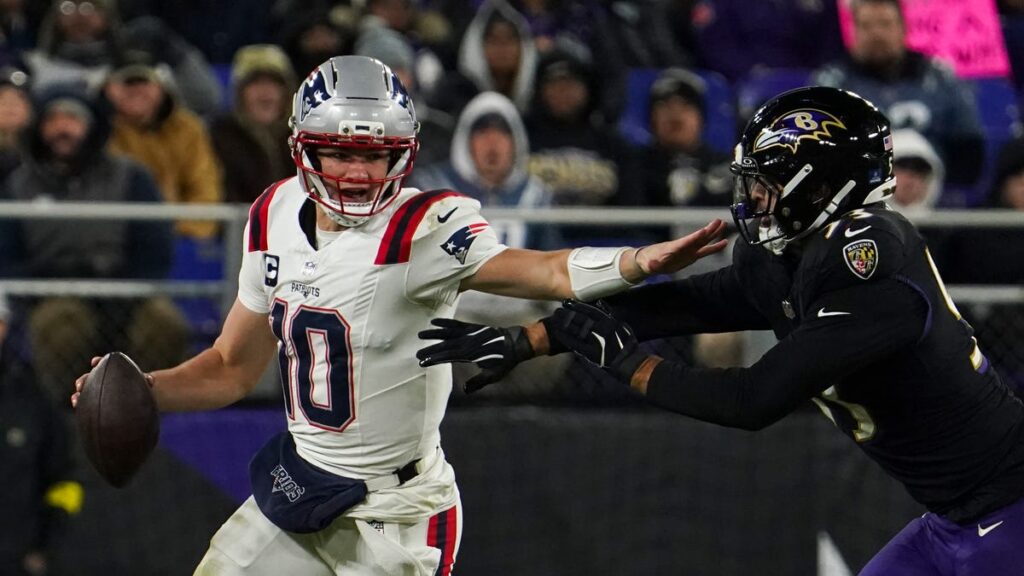 ¿Qué canales son los juegos dominicales de la NFL en el calendario de hoy de la Semana 17?