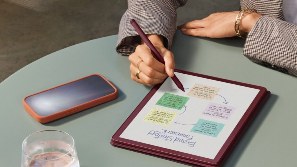 Kindle Scribe Colorsoft lleva tinta electrónica en color al lector electrónico de 11 pulgadas de Amazon