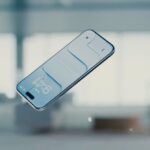 Con iOS 26.2, Apple te permite retroceder Liquid Glass nuevamente, esta vez en la pantalla de bloqueo
