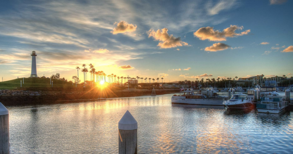 Long Beach fue nombrada la mejor ciudad digital en 2025. ¿Podría eso cambiar el próximo año?