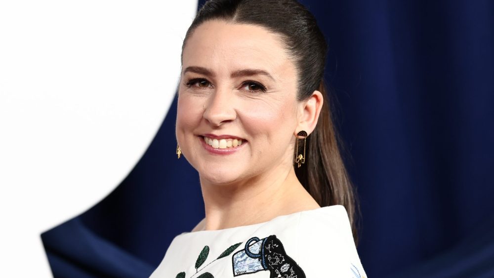 La Sra. Rachel se disculpa por darle me gusta a un comentario antisemita en Instagram