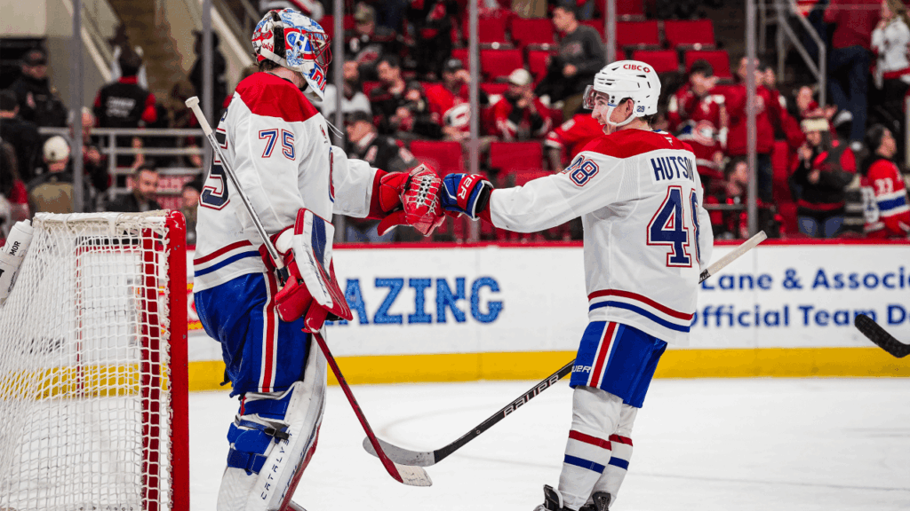 Los Canadiens se enfrentan a los Hurricanes en un partido de alta puntuación, anotando 7 puntos.
