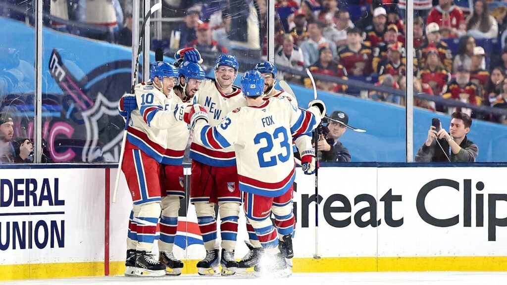 Los Rangers vencieron a los Panthers en el primer juego al aire libre de la NHL en Florida