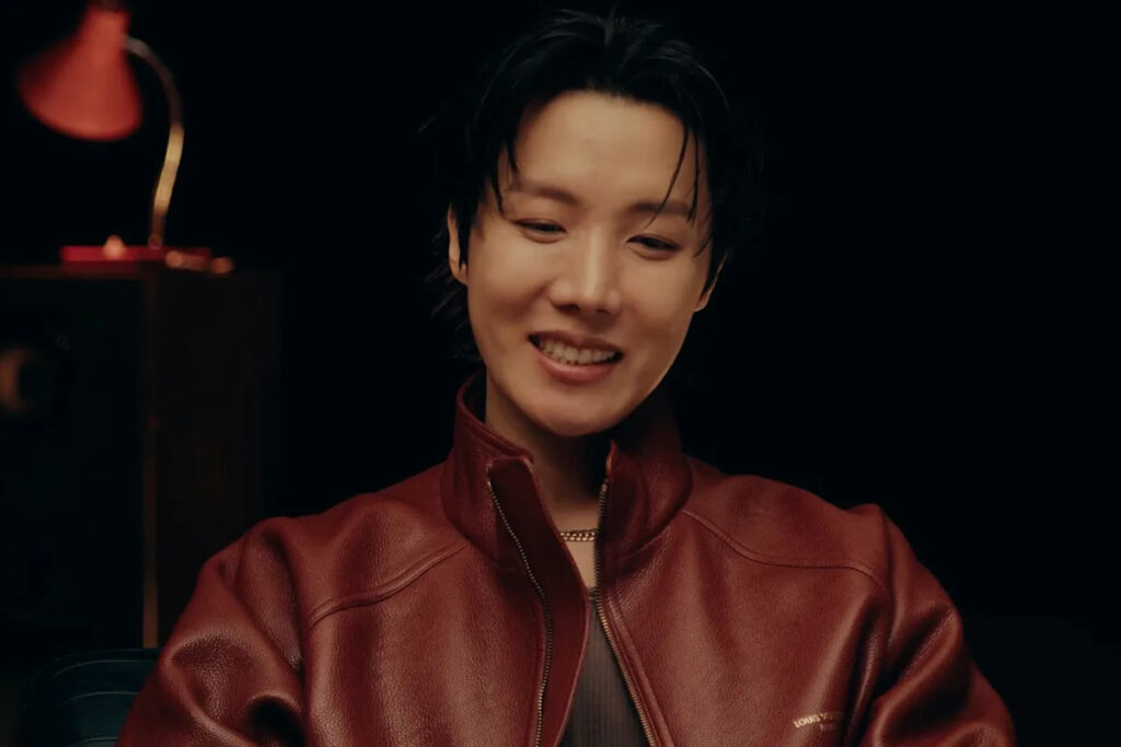 J-hope de BTS explica cuál cree que es su ‘papel’ en el grupo: ‘Es algo natural’