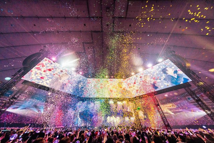 El grupo de chicos de K-pop BTS participa en la etapa de Tokio de la gira mundial 'ARIRANG' del grupo en el Tokyo Dome el sábado. Por Big Hit Music