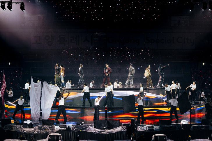 BTS realiza su concierto de gira mundial 'ARIRANG' en el estadio Goyang en Goyang, provincia de Gyeonggi, el sábado. Así es 