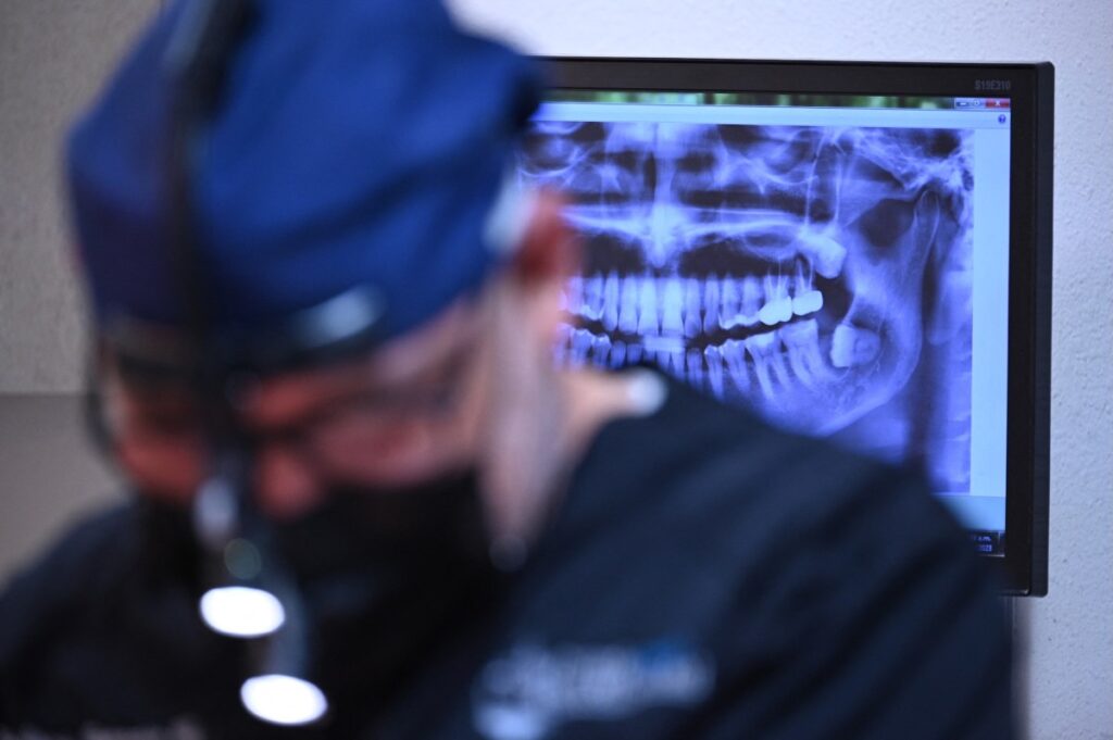 El fabricante de software para consultas dentales corrige un error que exponía los registros médicos de los pacientes