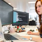 Cuatro empresas de consultoría de desarrollo de software con grandes raíces