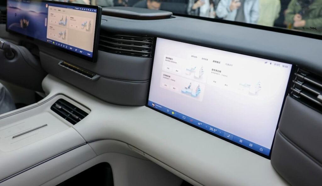 La prohibición del software chino podría sacar a los fabricantes de automóviles estadounidenses de la carrera mundial de vehículos eléctricos