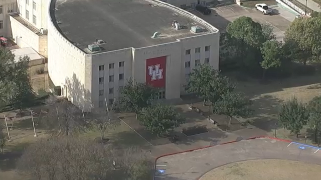 Colegios y universidades de Houston afectados por una violación de datos que involucra el software Canvas