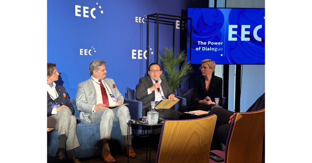 MICROIP presenta la estrategia de ‘hardware basado en software’ en EEC 2026, asociándose con Polonia para construir una cadena de suministro de ASIC y IA de vanguardia resiliente