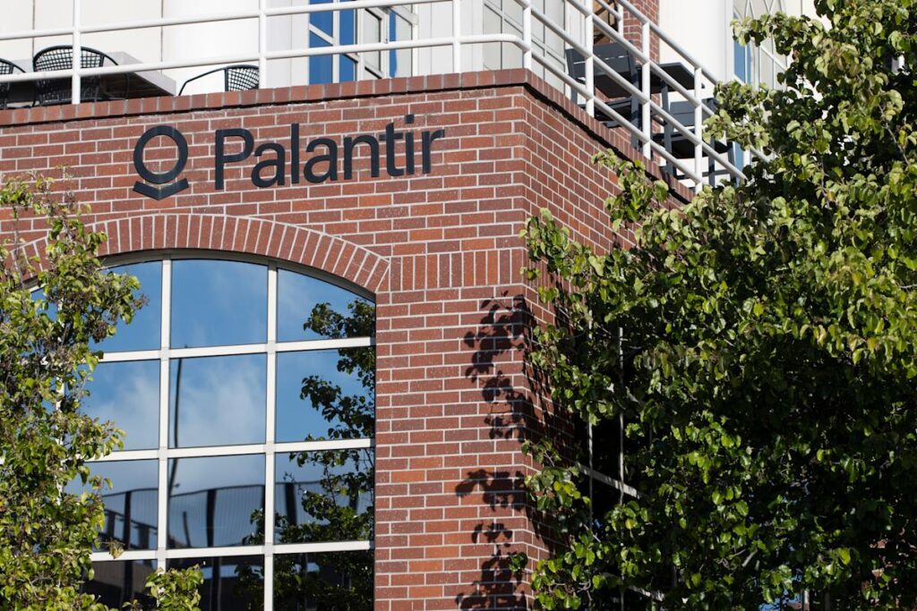 Se espera que Palantir informe un aumento en los ingresos del primer trimestre a medida que se recuperan las acciones de software